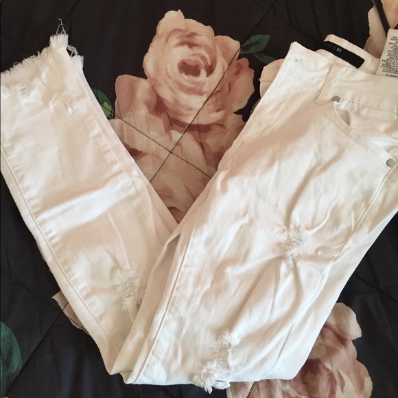 Joes white ripped jeans - Picture 3 of 5